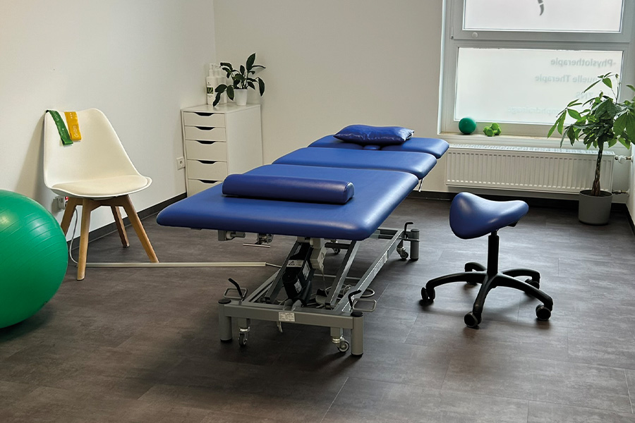eingerichteter praxisraum für physiotherapie in bamberg